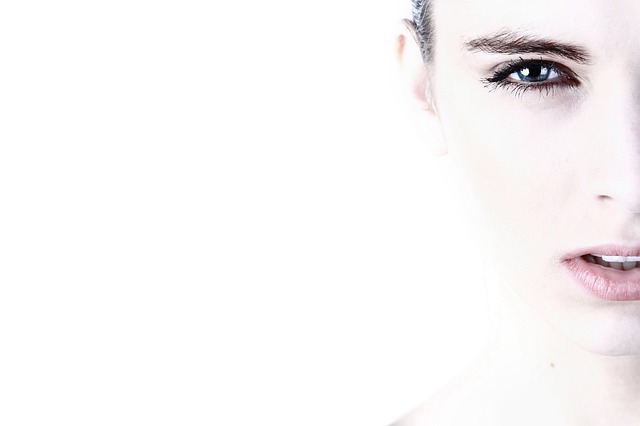 face-g760d592bc_640
